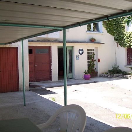 Le Relais Des Blaches Hotel Pierrelatte Exterior photo