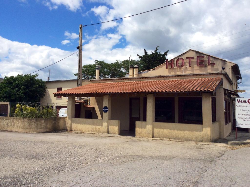 Le Relais Des Blaches Hotel Pierrelatte Exterior photo