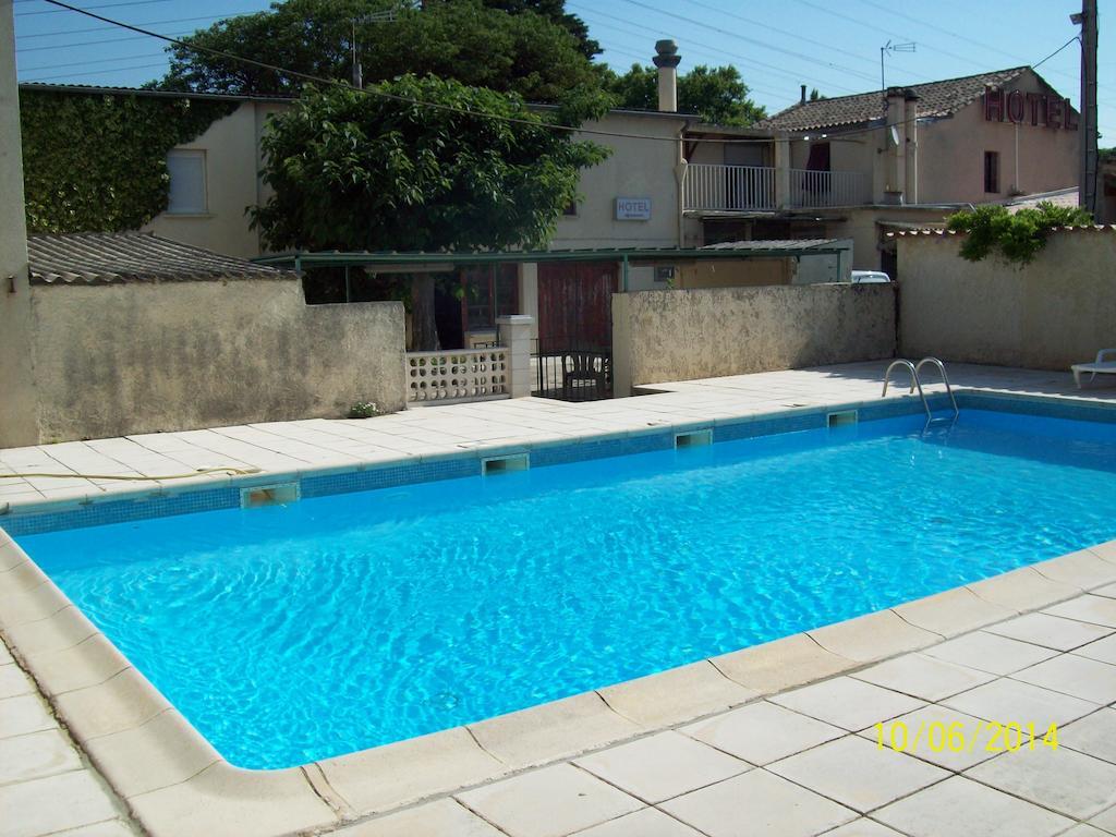 Le Relais Des Blaches Hotel Pierrelatte Exterior photo
