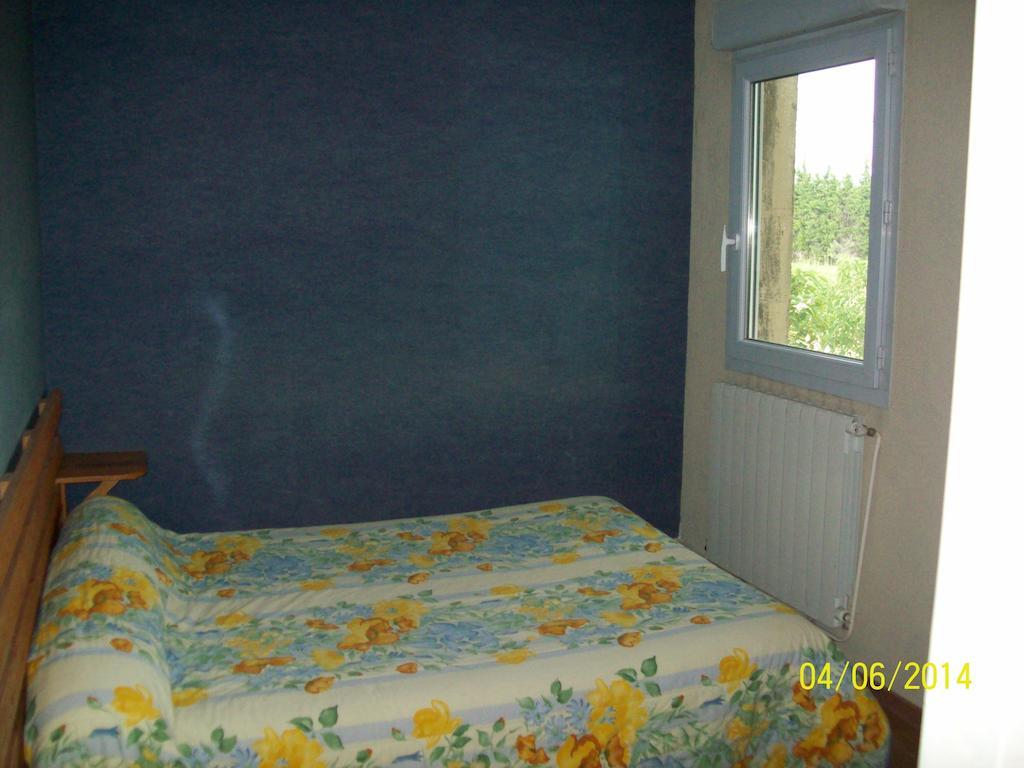 Le Relais Des Blaches Hotel Pierrelatte Room photo